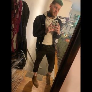 Meet your Posher, Anthony